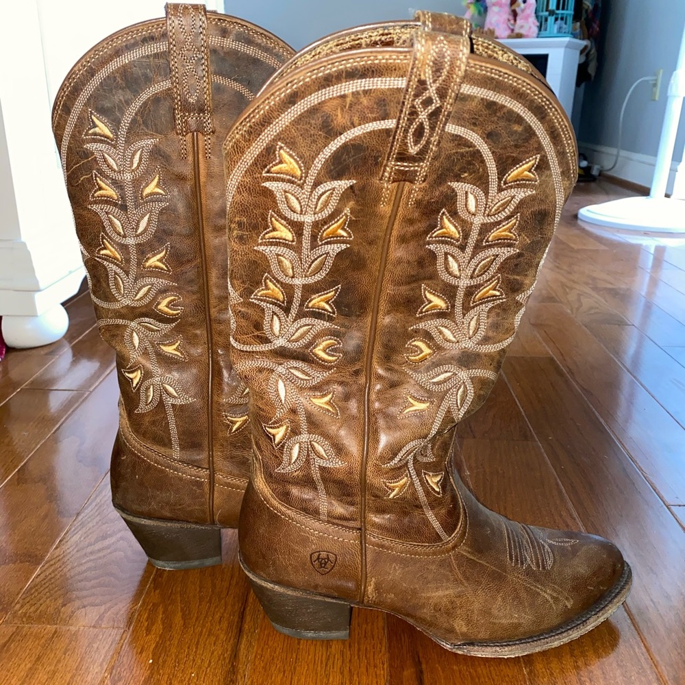 Ariat Cowboy Boots